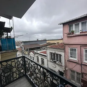  Апарт-отель Taksim Larissa